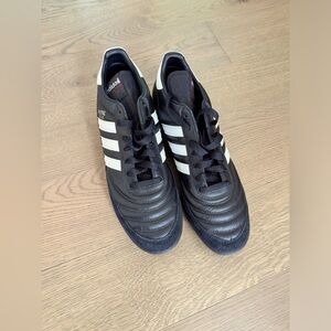Adidas Mundial Team Soccer shoes - Man